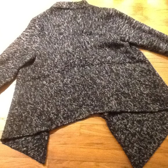 Black and White Sweater Jacket - Picture 3 of 4